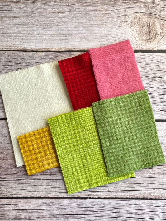 Daisy & Shamrocks Wool Kit